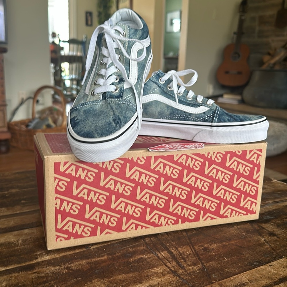 NIB VANS Old Skool Acid Denim (Denim/TruWht)